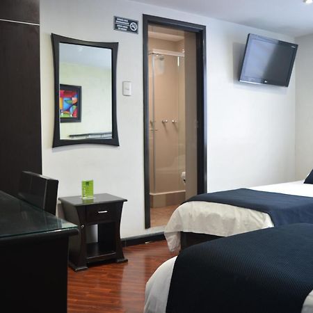 Hotel Quality Comfort House Bogota Bagian luar foto