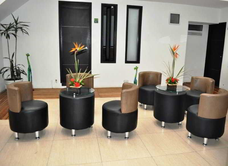 Hotel Quality Comfort House Bogota Bagian luar foto