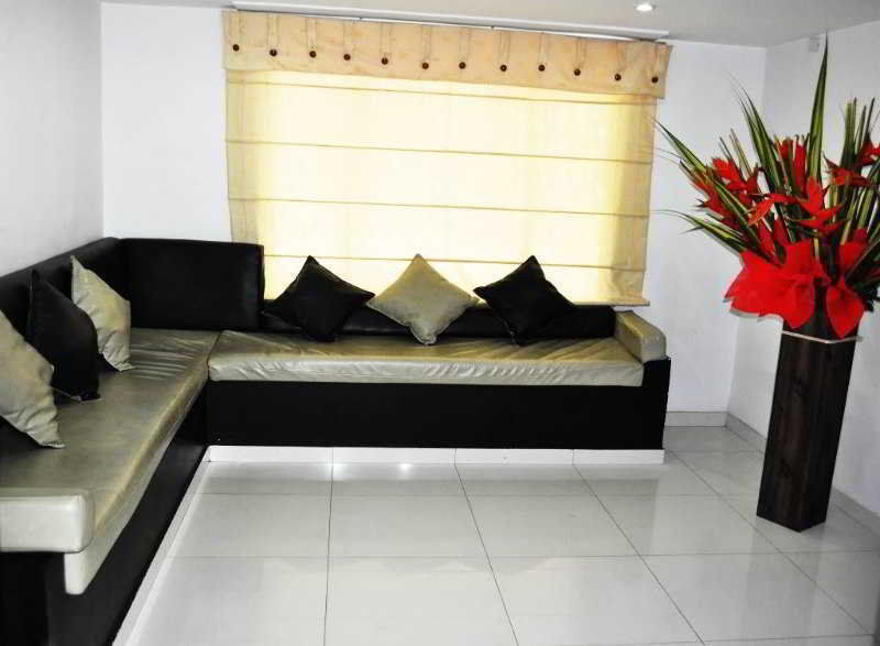 Hotel Quality Comfort House Bogota Bagian luar foto